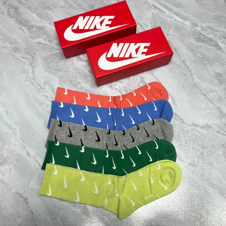 スーパーコピー ナイキ 靴下