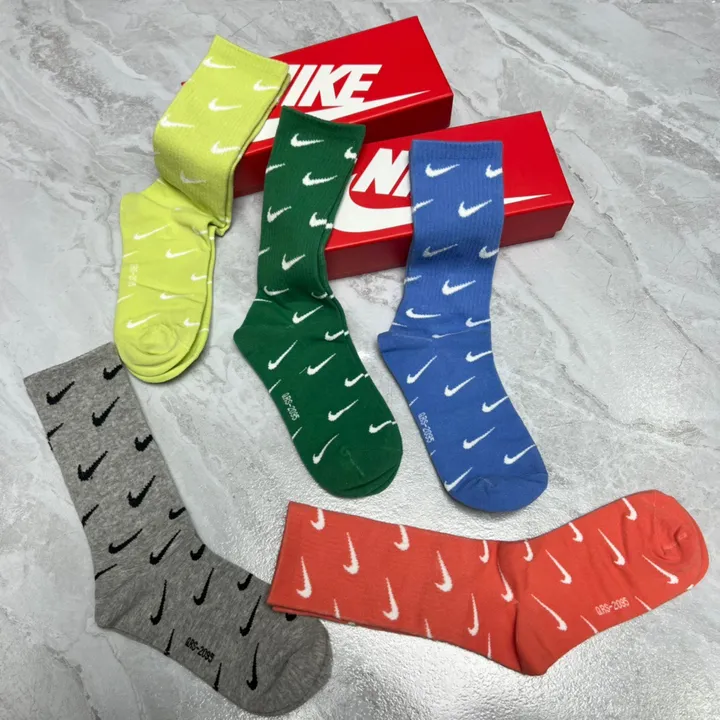 スーパーコピー ナイキ 靴下