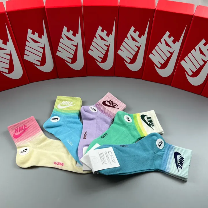 スーパーコピー ナイキ 靴下