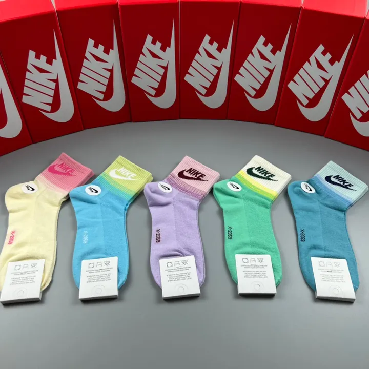 スーパーコピー ナイキ 靴下