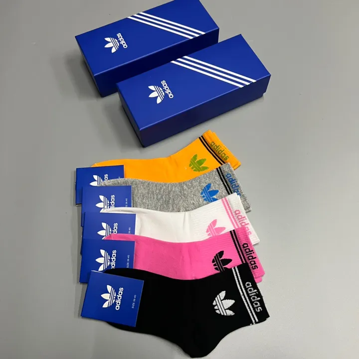 スーパーコピー アディダス 靴下