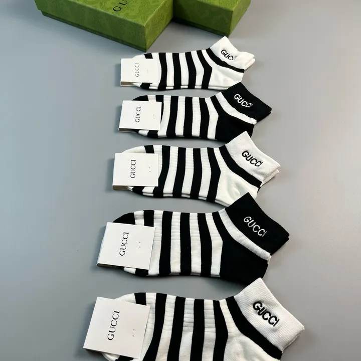スーパーコピー グッチ 靴下