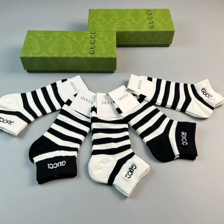 スーパーコピー グッチ 靴下