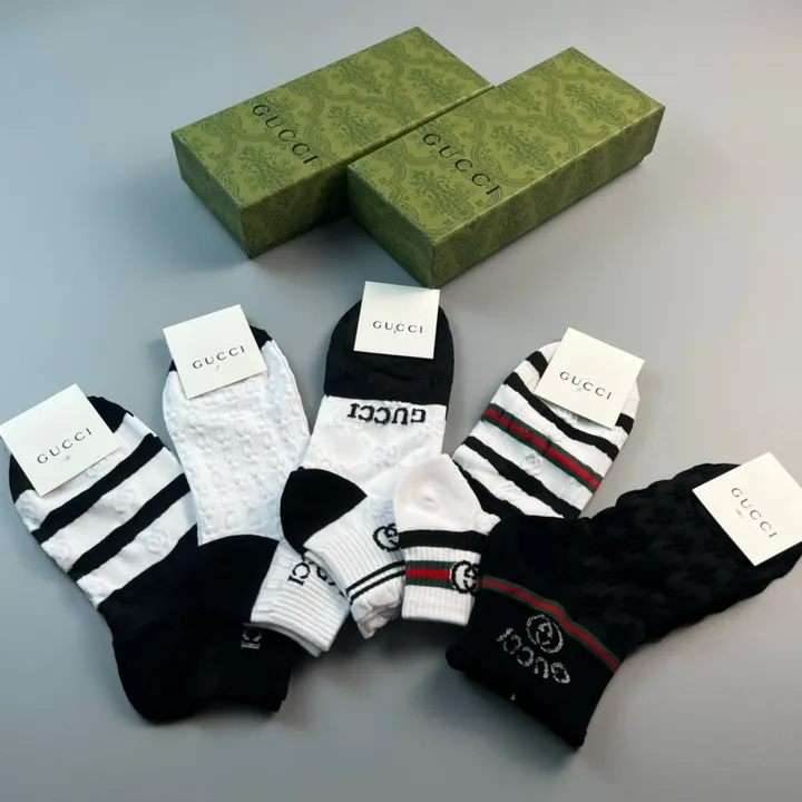 スーパーコピー グッチ 靴下
