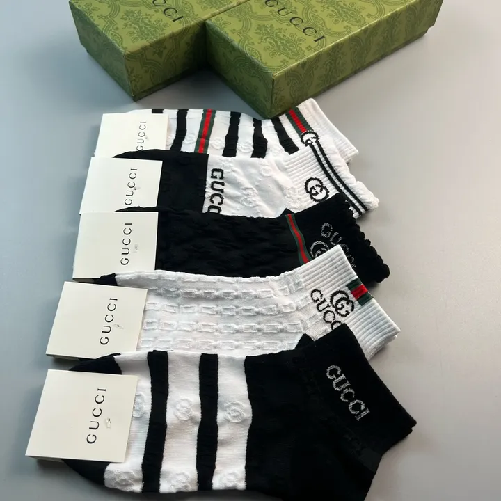 スーパーコピー グッチ 靴下