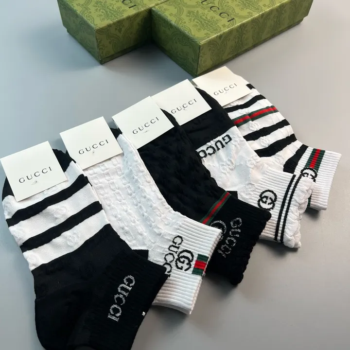 スーパーコピー グッチ 靴下