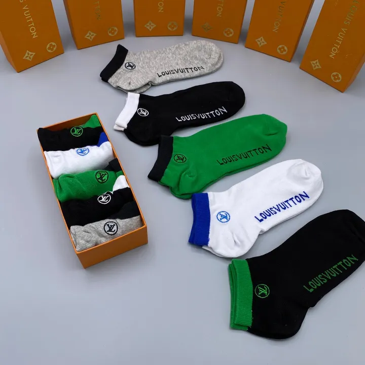 スーパーコピー ルイヴィトン 靴下
