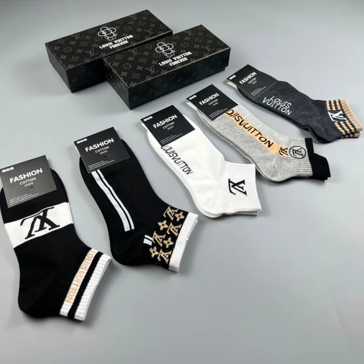 スーパーコピー ルイヴィトン 靴下