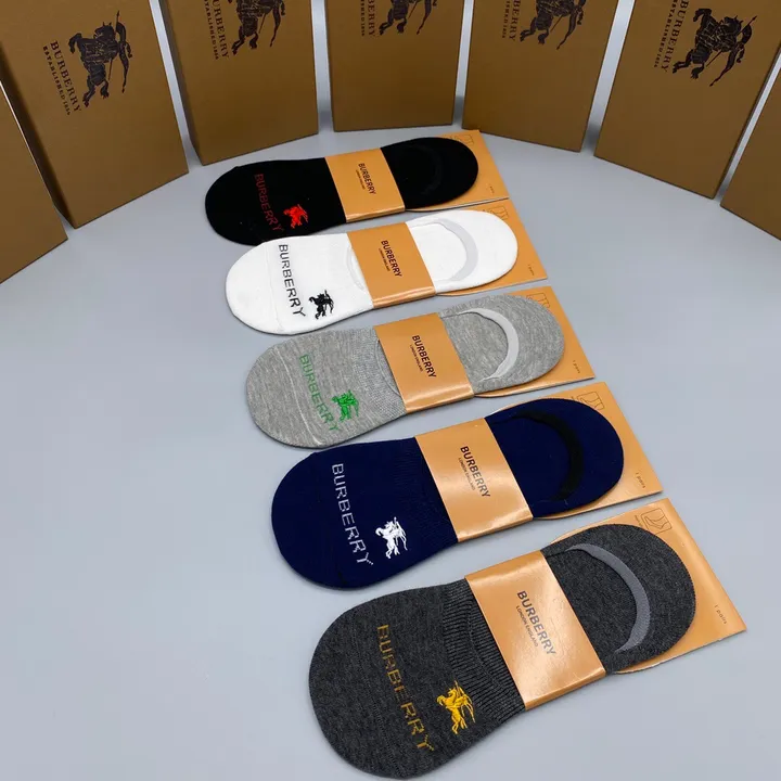 スーパーコピー バーバリー ス 靴下