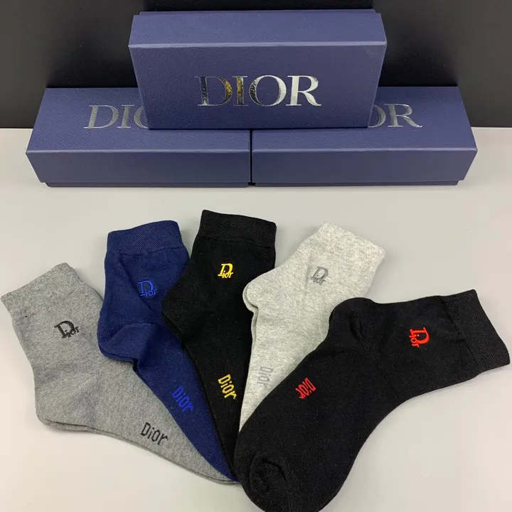 スーパーコピー ディオール 靴下