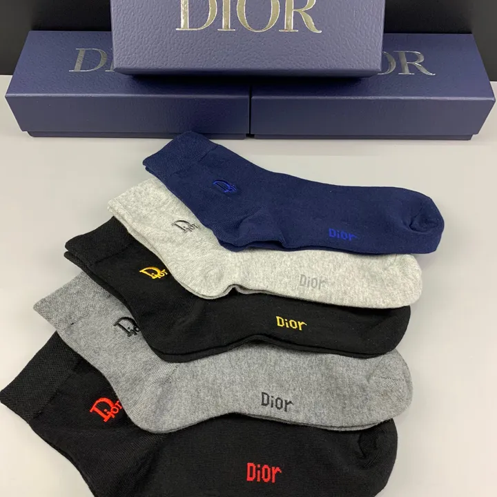 スーパーコピー ディオール 靴下