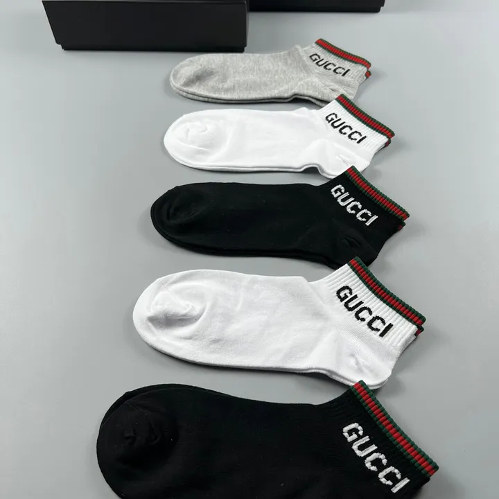 スーパーコピー グッチ 靴下