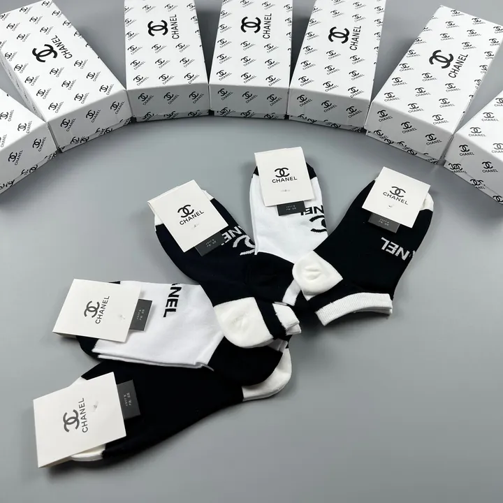 スーパーコピー シャネル 靴下