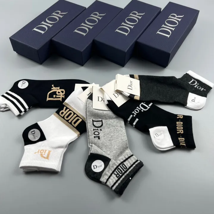 スーパーコピー グッチ 靴下