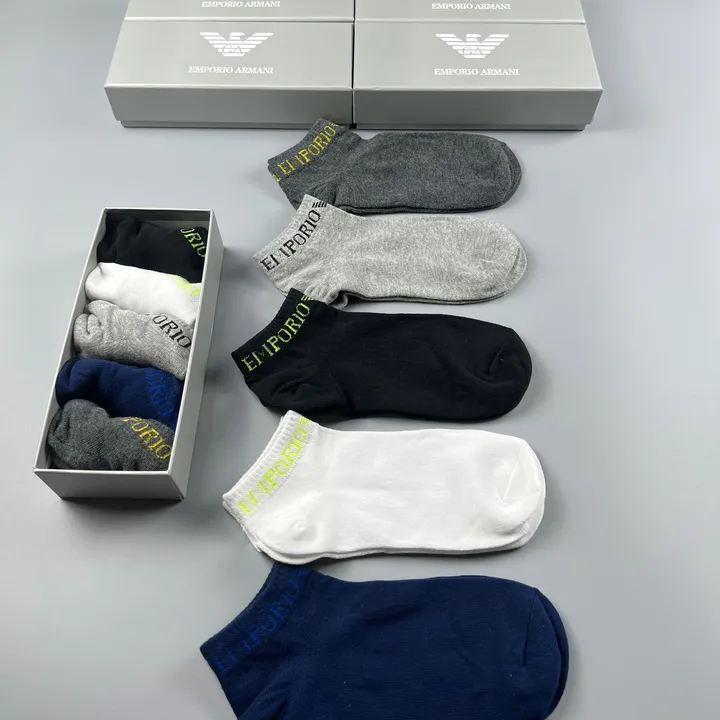 スーパーコピー アルマーニ 靴下