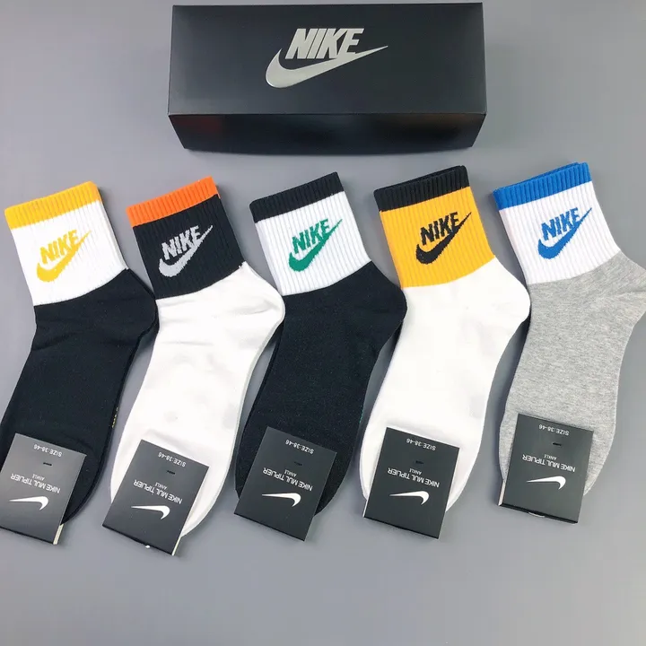 スーパーコピー ナイキ 靴下
