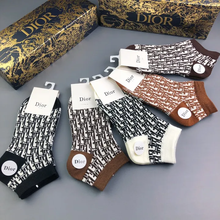 スーパーコピー ディオール 靴下