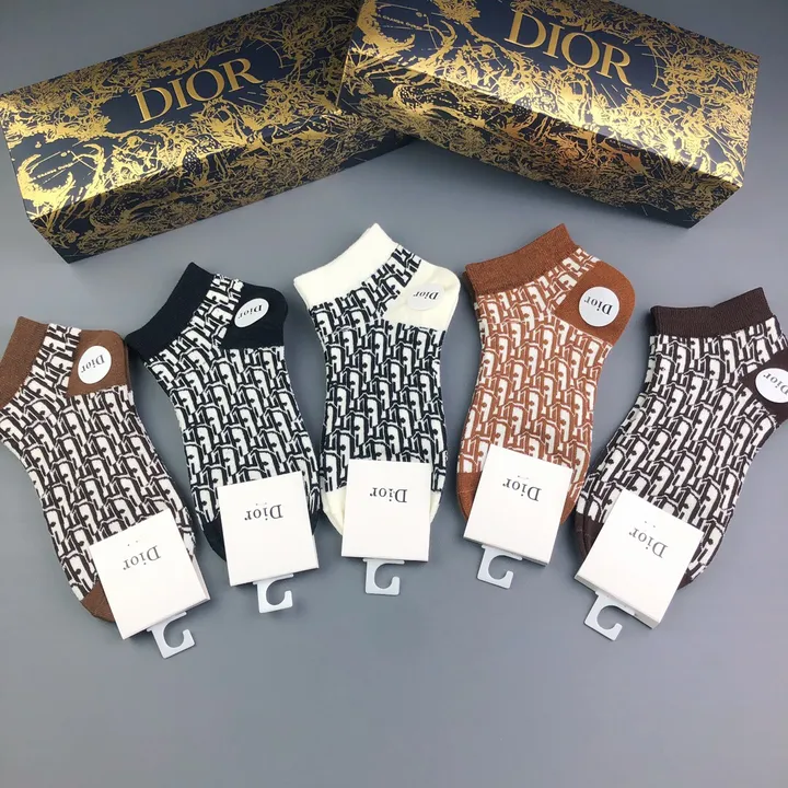 スーパーコピー ディオール 靴下