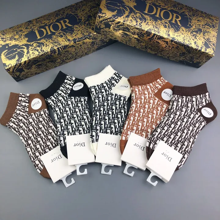 スーパーコピー ディオール 靴下