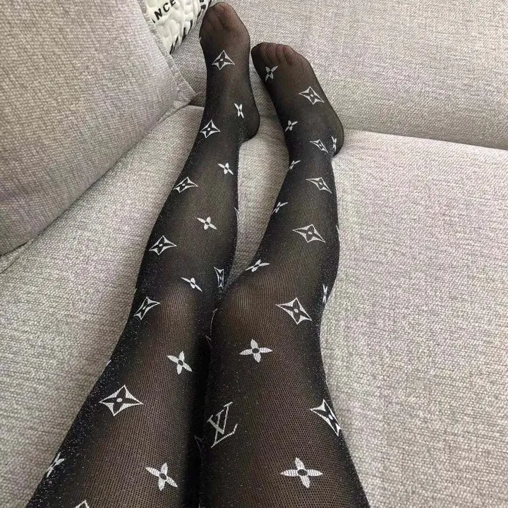 スーパーコピー ジバンシィ 靴下