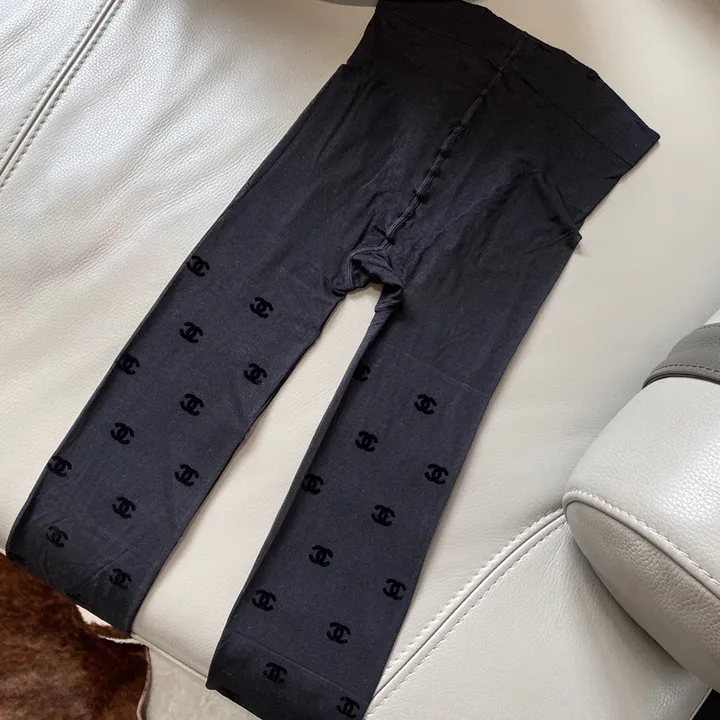 スーパーコピー シャネル 靴下