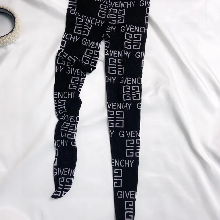 スーパーコピー ジバンシィ 靴下