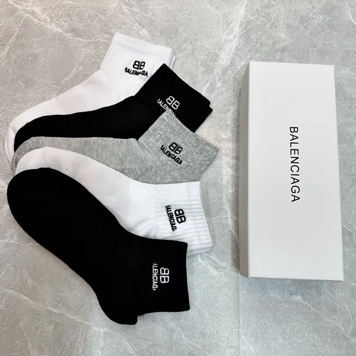 スーパーコピー セリーヌ 靴下