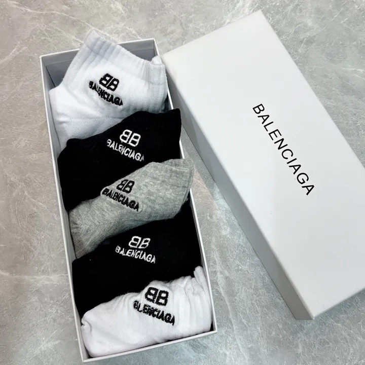 スーパーコピー セリーヌ 靴下