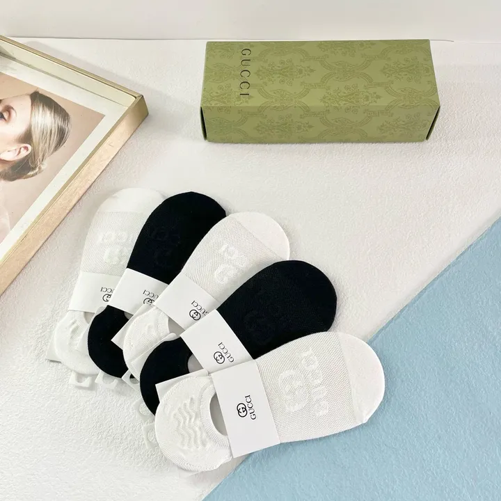 スーパーコピー グッチ 靴下