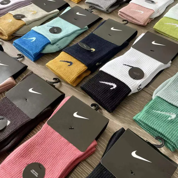 スーパーコピー ナイキ 靴下