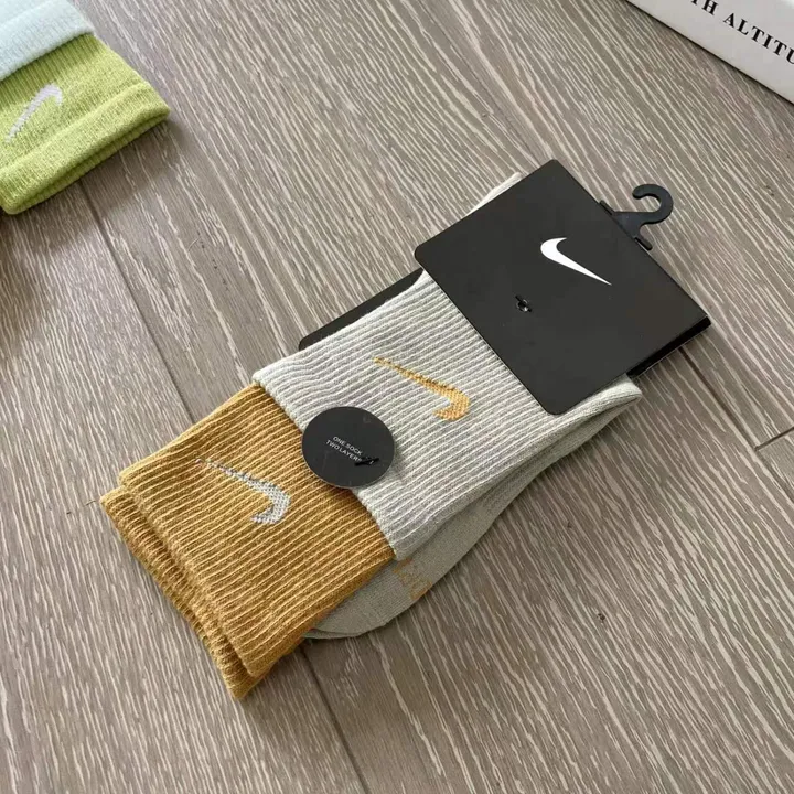 スーパーコピー ナイキ 靴下