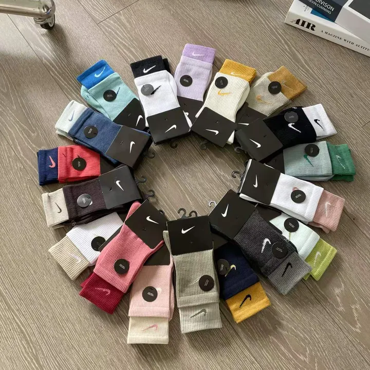 スーパーコピー ナイキ 靴下