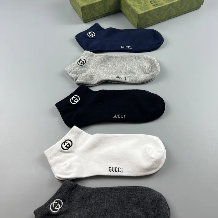 スーパーコピー グッチ 靴下