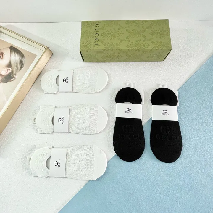 スーパーコピー グッチ 靴下