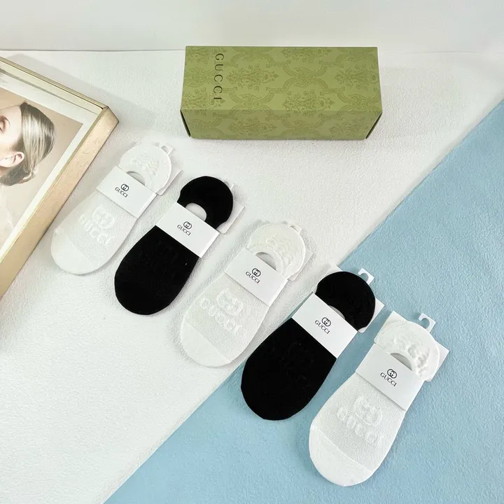 スーパーコピー グッチ 靴下