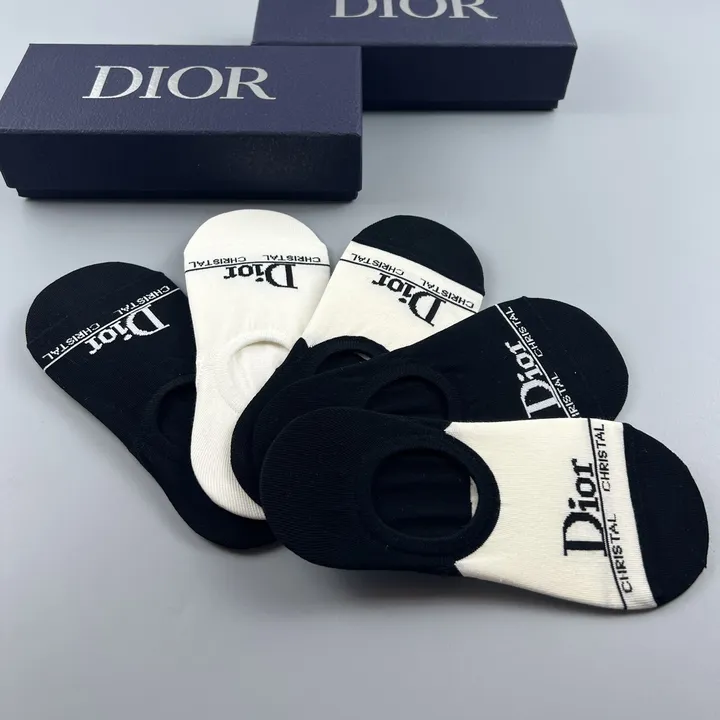スーパーコピー ディオール 靴下