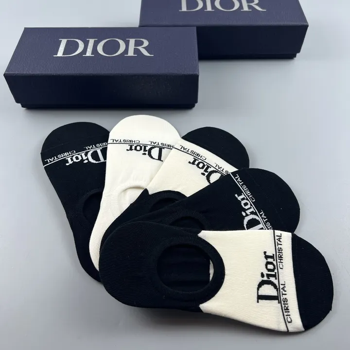 スーパーコピー ディオール 靴下