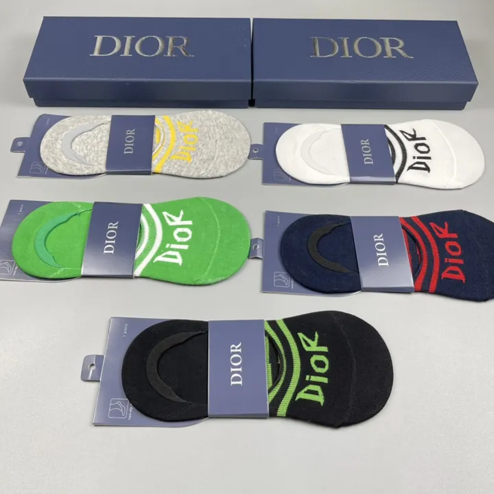 スーパーコピー ディオール 靴下