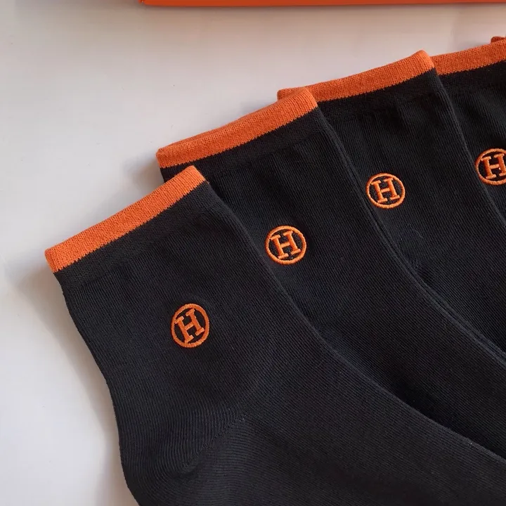 スーパーコピー エルメス 靴下