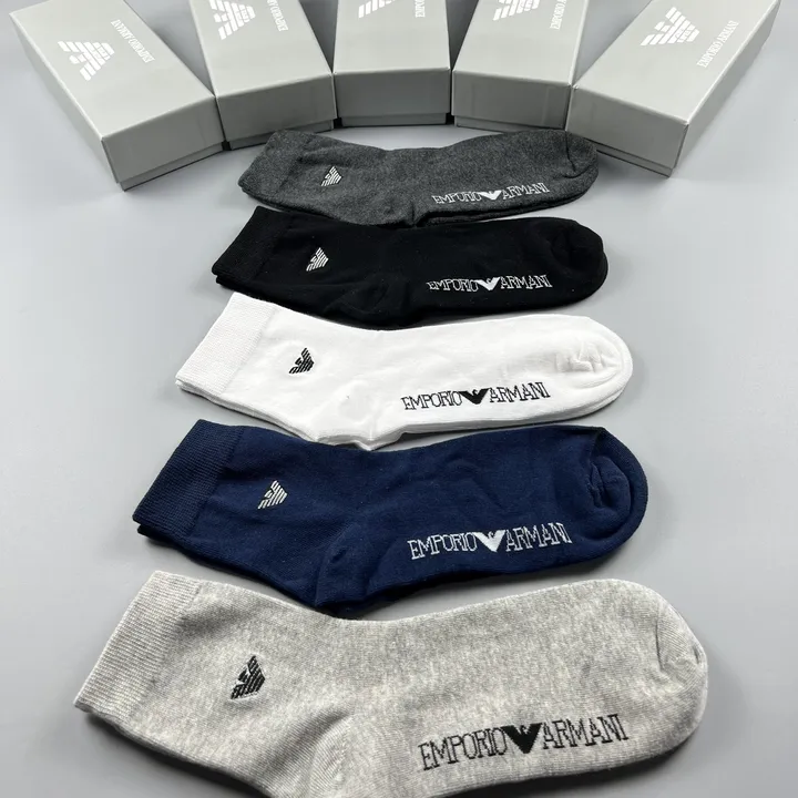 スーパーコピー アルマーニ 靴下