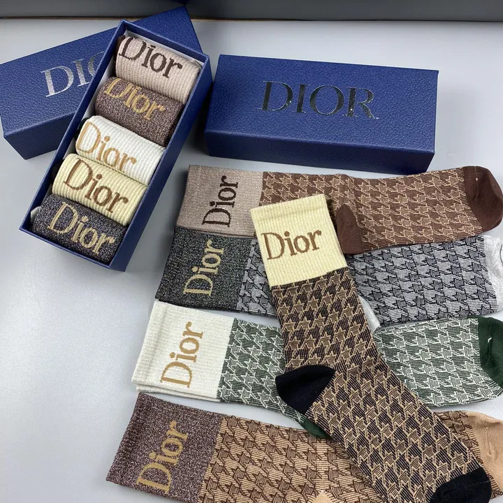 スーパーコピー ディオール 靴下