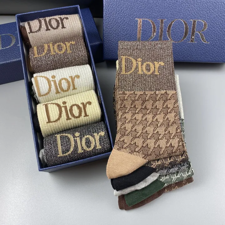スーパーコピー ディオール 靴下