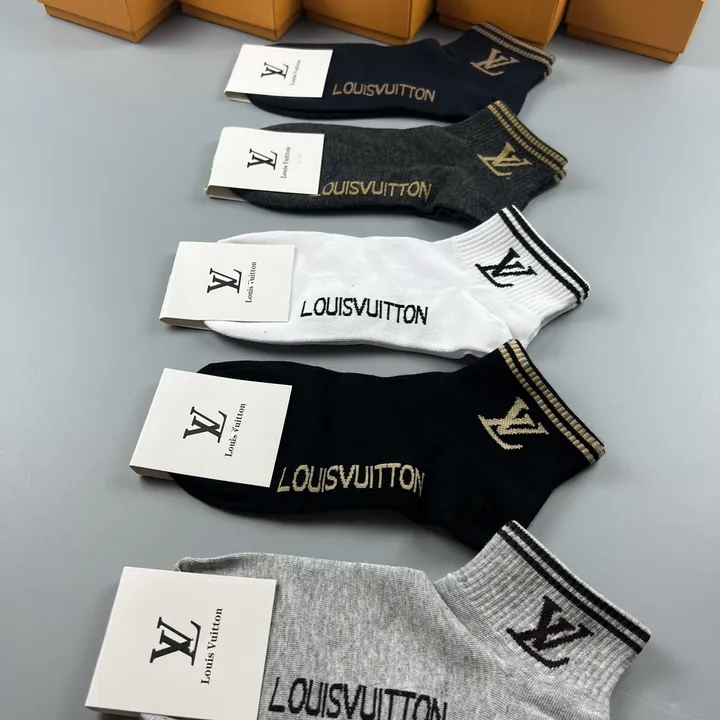 スーパーコピー ルイヴィトン 靴下