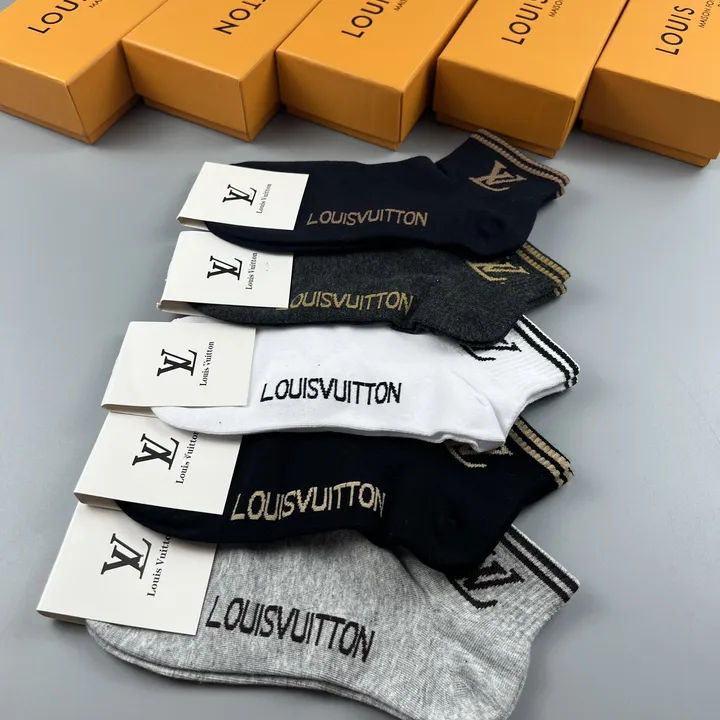 スーパーコピー ルイヴィトン 靴下