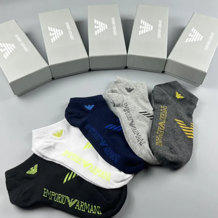 スーパーコピー アルマーニ 靴下