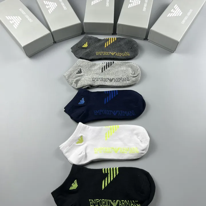 スーパーコピー アルマーニ 靴下