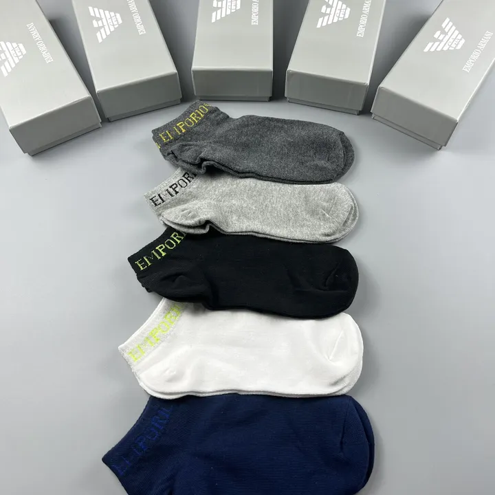 スーパーコピー アルマーニ 靴下