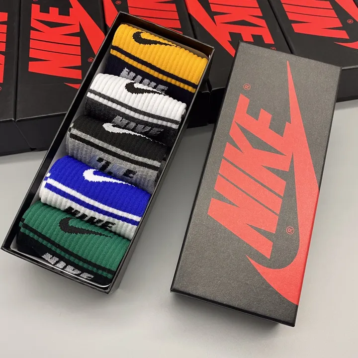 スーパーコピー ナイキ 靴下