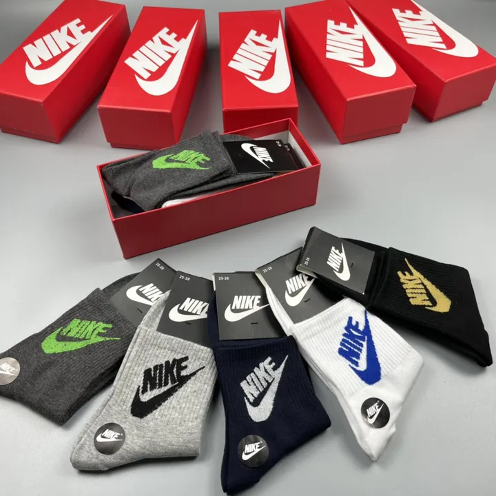 スーパーコピー ナイキ 靴下