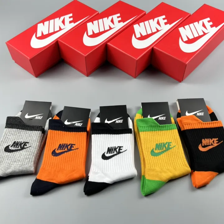 スーパーコピー ナイキ 靴下